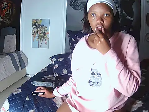 DivineShady webcam