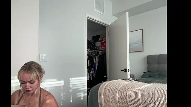 ElenaErickson webcam