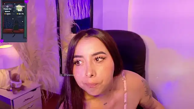 ANNE_HONEY55 webcam