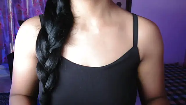 Cuteangle1 webcam