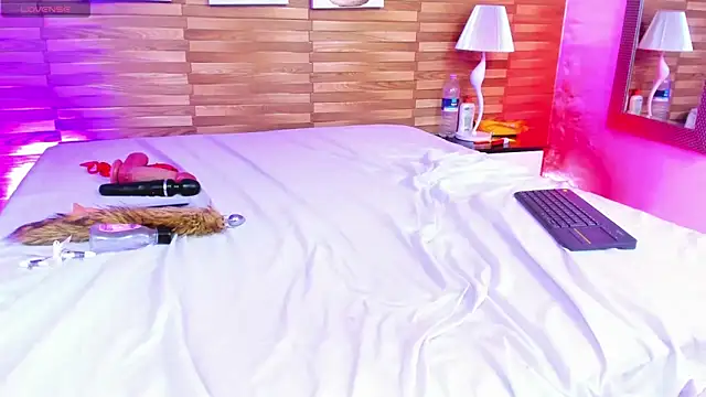 Mia_Sensation_ webcam