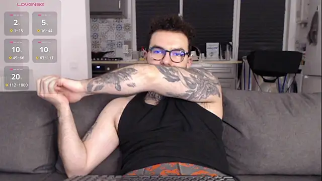 hyper_syren webcam