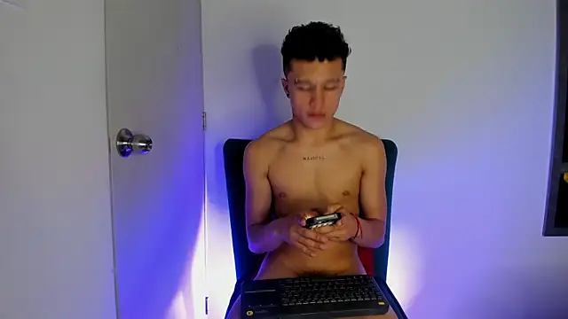 Dominik_Souza webcam