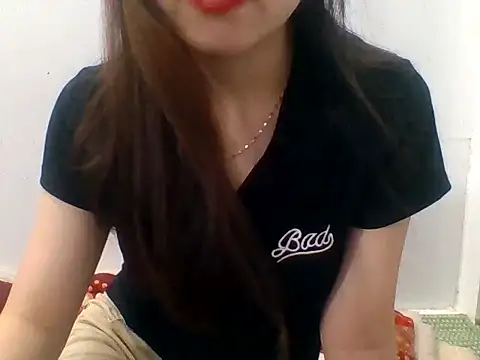 kiraa-007 webcam