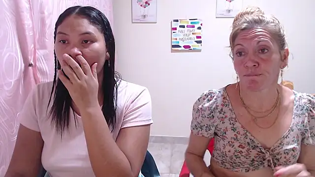juliachannelhot webcam