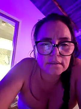 MariaPau_83 webcam