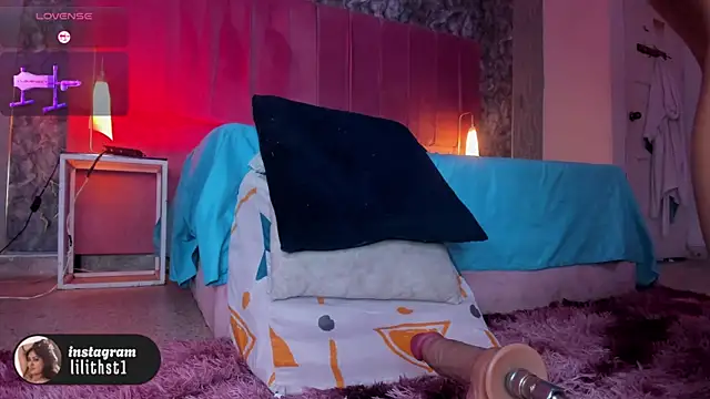 lilithst_ webcam