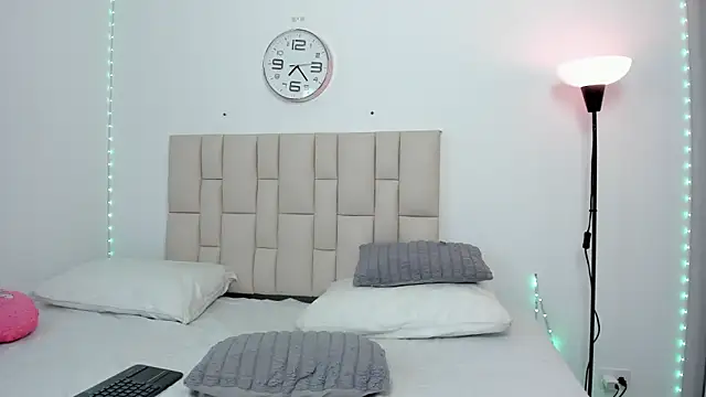 Sofia_Blosom webcam