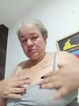 CheekySnowQueen_69 webcam