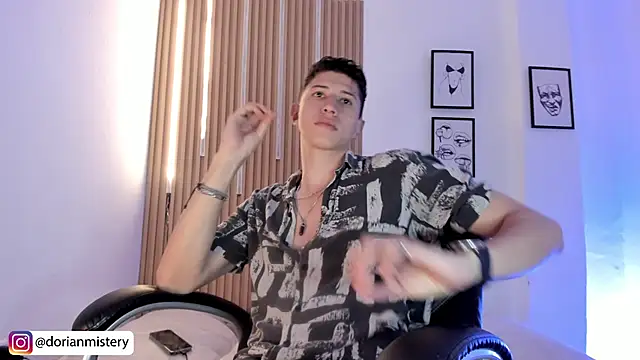 Dorianmistery2322_ webcam