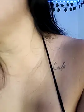 whitegirl0122 webcam