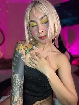 Cinamoonn webcam