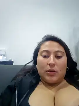 Celeem_ webcam