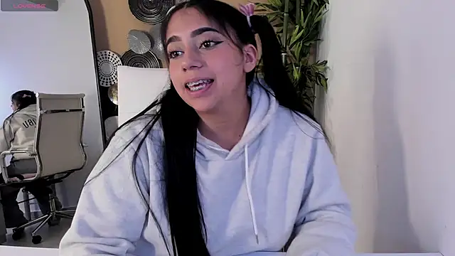 luna_cute__ webcam