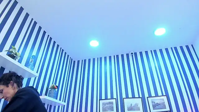 Lilith_Naugthy webcam