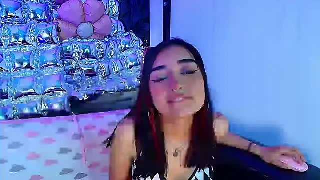 lala_cherry webcam
