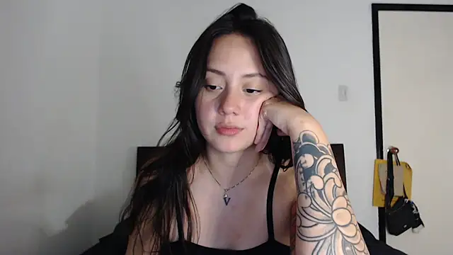 rebecca_collin webcam