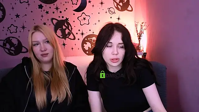 playful_sophie webcam