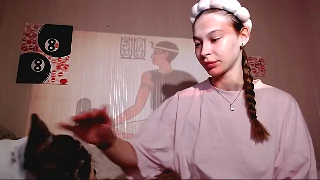Daphne_Darkthorn webcam