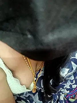 Madhusri_Tamil_Telugu webcam