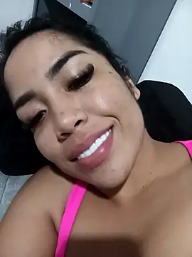 Agatha_64 webcam