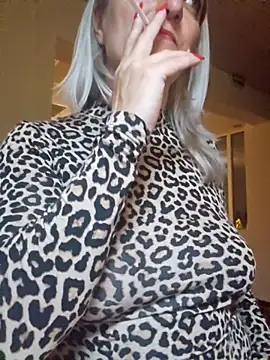 LadyTouch webcam