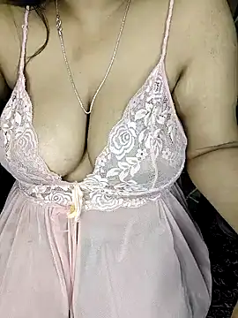 Curvy_Pooja webcam