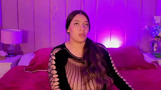 MollyBigBoobs12 webcam