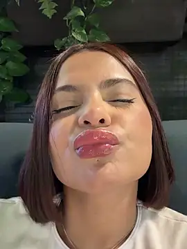 Irina_Velvett from StripChat is Freechat