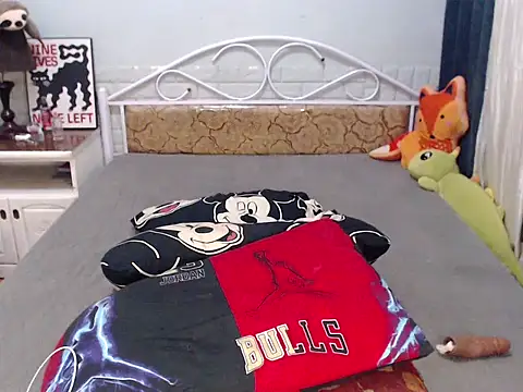 WILDDENNY1 webcam