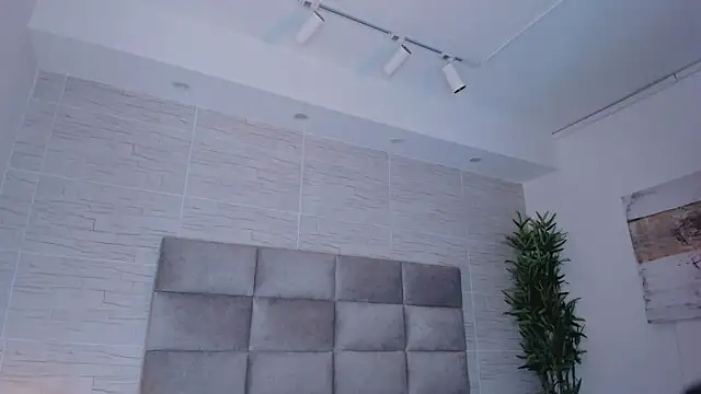 michele_jones webcam