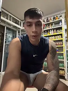 OliverWest04 webcam