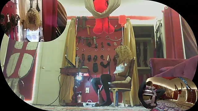 TheMississippiMadame webcam