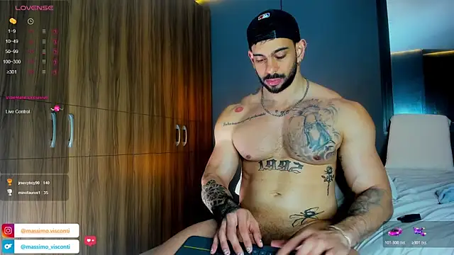 massimo_visconti (M young) - suck dildo