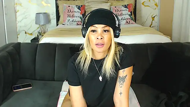 SEXYCARLITA09 webcam