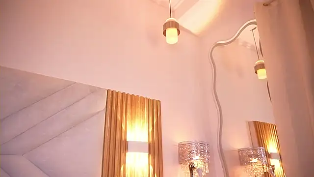 Ivi_Aiko webcam
