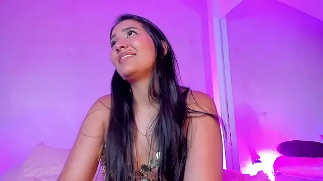 IIsabellaJones_