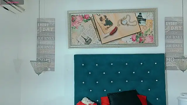 meganrousx webcam