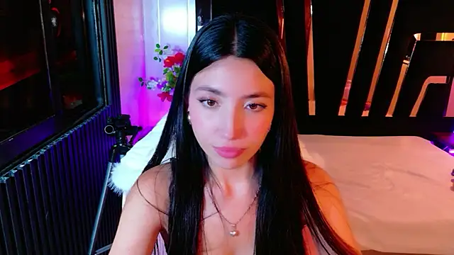 MiaLovelyn webcam