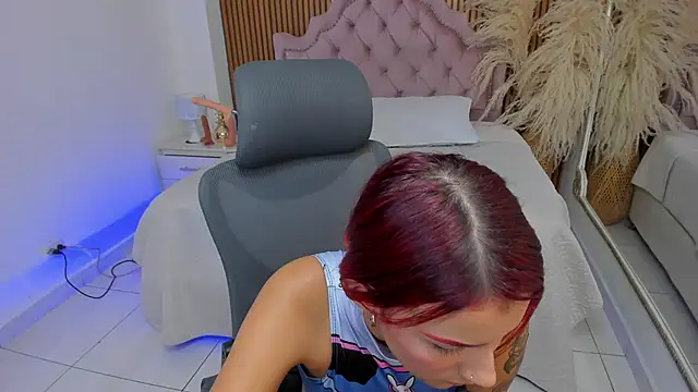 cinthiacollins - CinthiaCollins's free webcam - UK Sex Cams