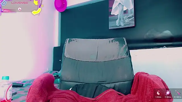Kendall_hornyy webcam