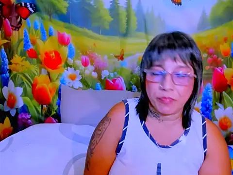 indianroxy - Indianroxy's free webcam - UK Sex Cams