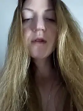 KattyLuuu webcam