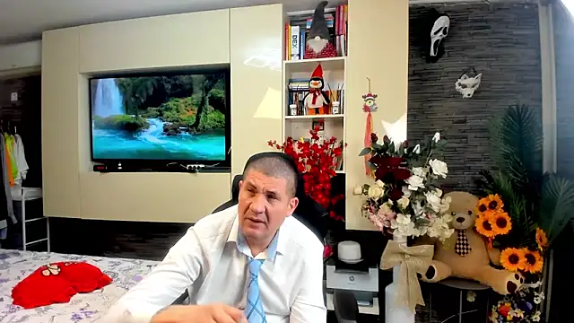 SpartacusDaddy48 webcam