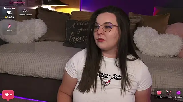 Mia_Swano webcam