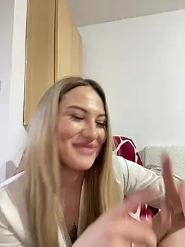 scarlettmussee - ScarlettMussee's free webcam - UK Sex Cams