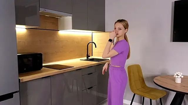EmmaaMcDon webcam