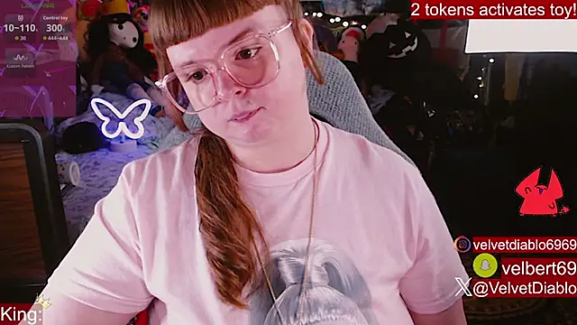 VelvetDiablo webcam