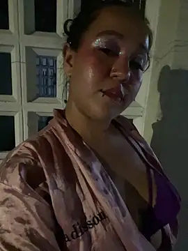 LisaTepes webcam