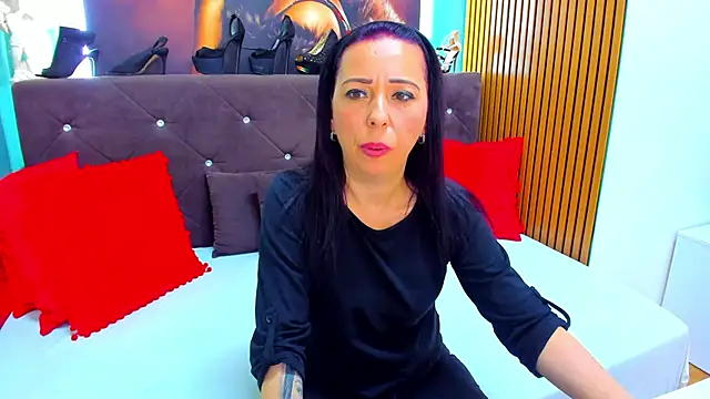 LauraSiin webcam